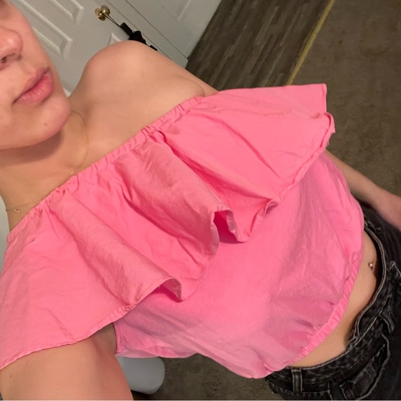Pink Asymmetrical Ruffled Crop Tank - Picture 4 of 4